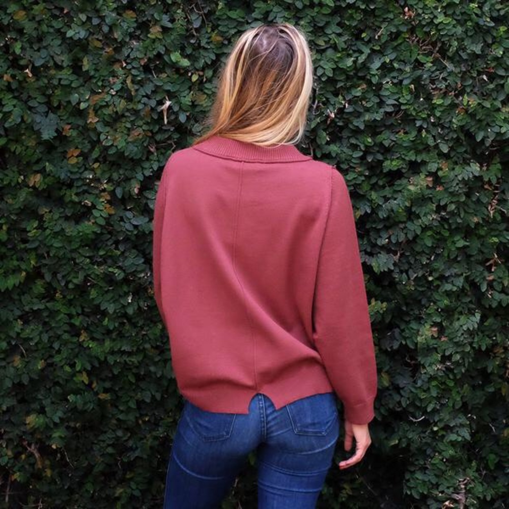 🌱 Knot Sisters Daily Sweater in Dark Rose